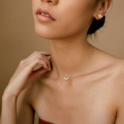 Elegant Sparkling Inlay Marquise Stone Diamond Necklace