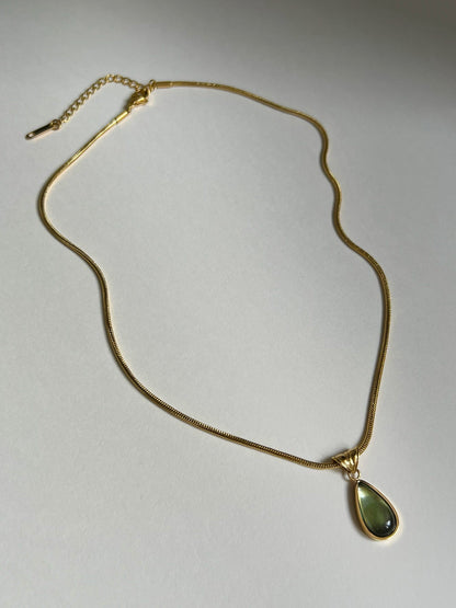 Elegant Mermaid Green Teardrop Gold Necklace